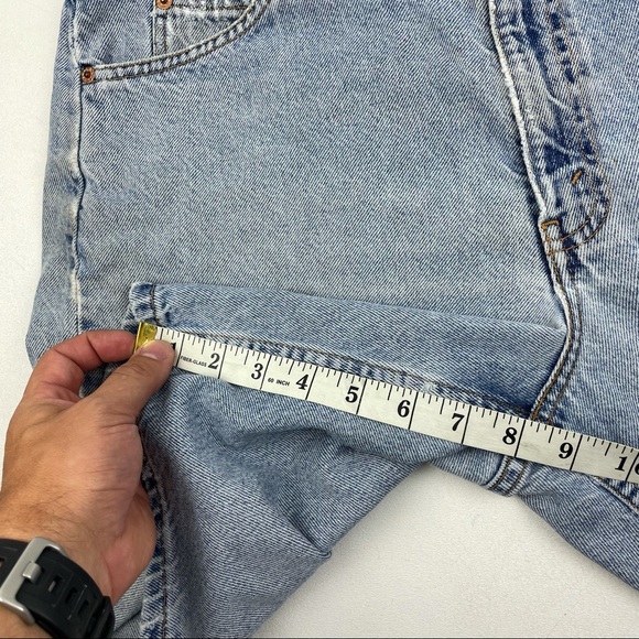 Vintage LEVI'S 550 High Waisted Jeans Shorts - Picture 6 of 7